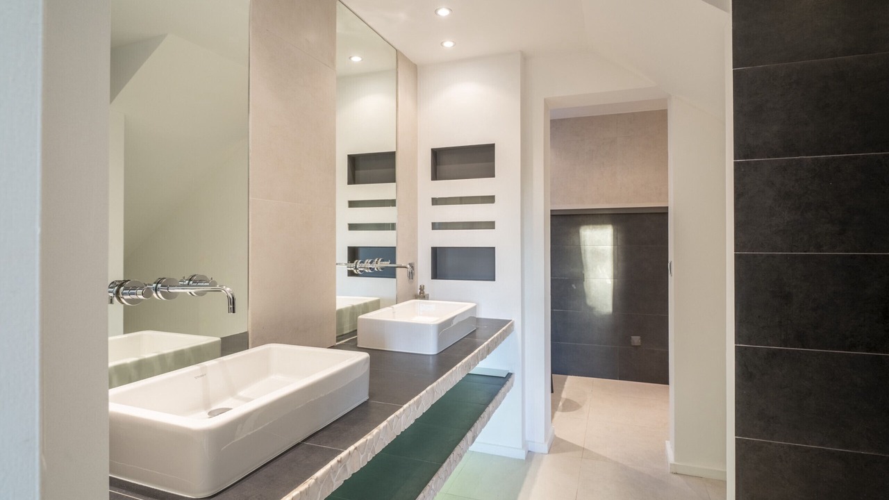 Photo of Bathroom in Venasque