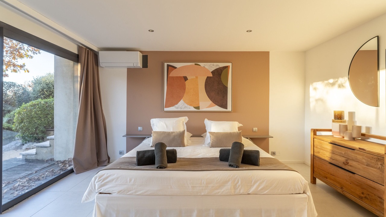 Photo of Bedroom in Venasque
