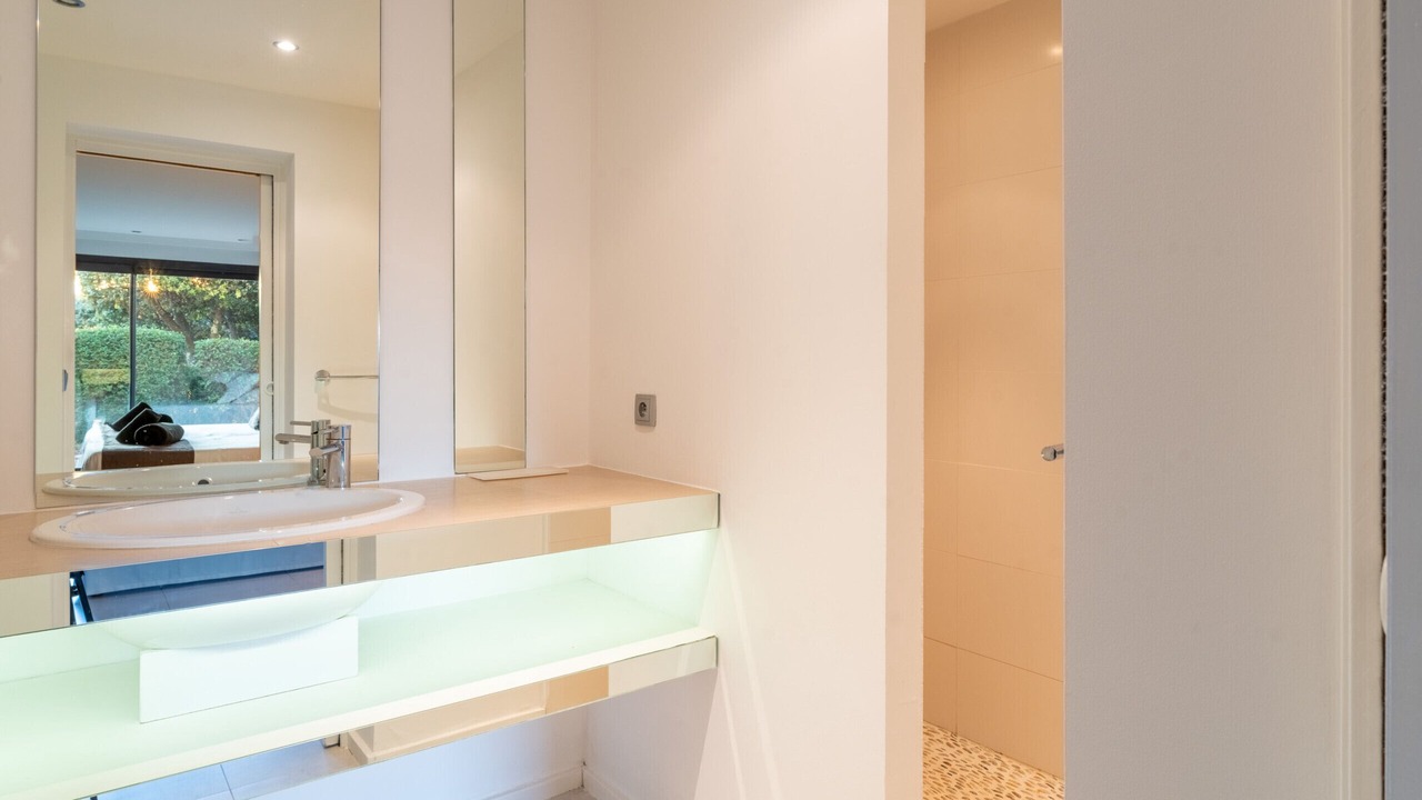 Photo of Bathroom in Venasque