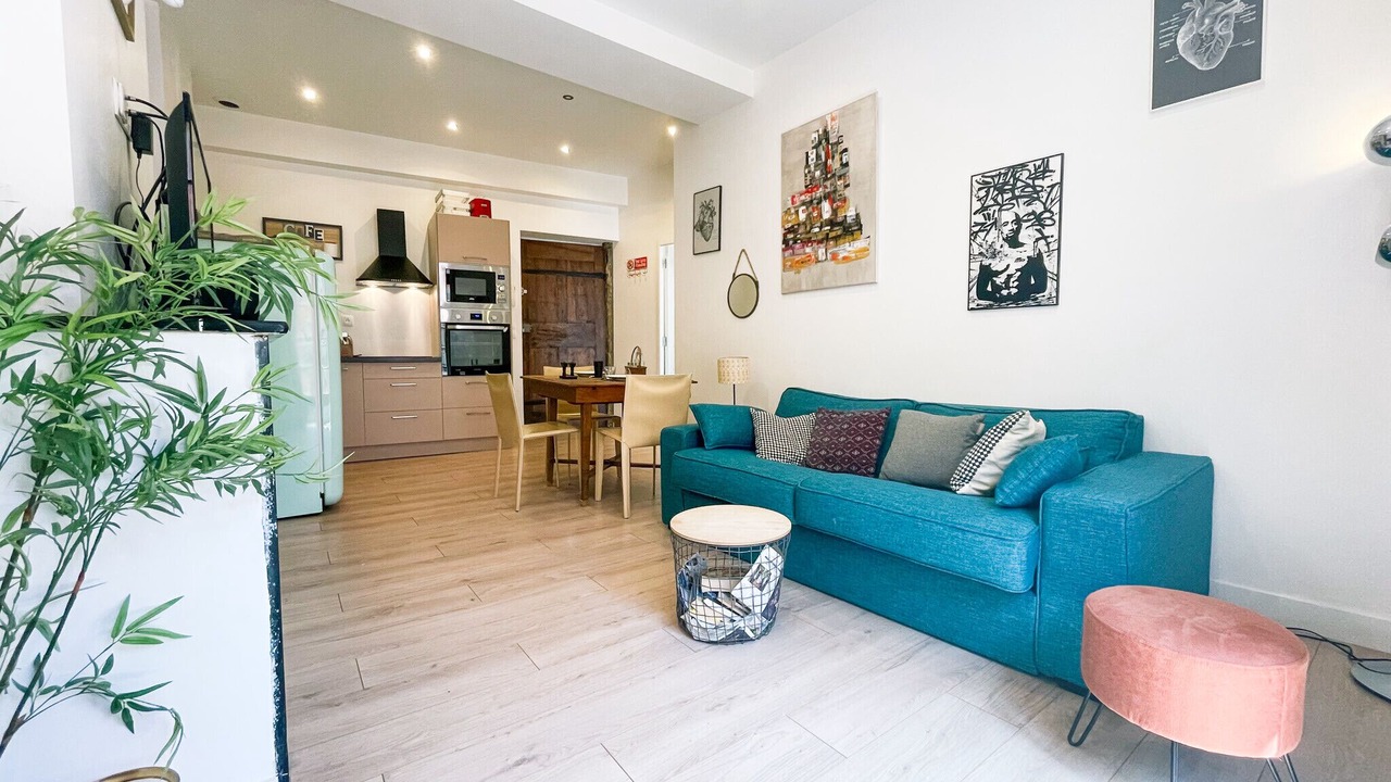 Photo of Livingroom in Secteur 2