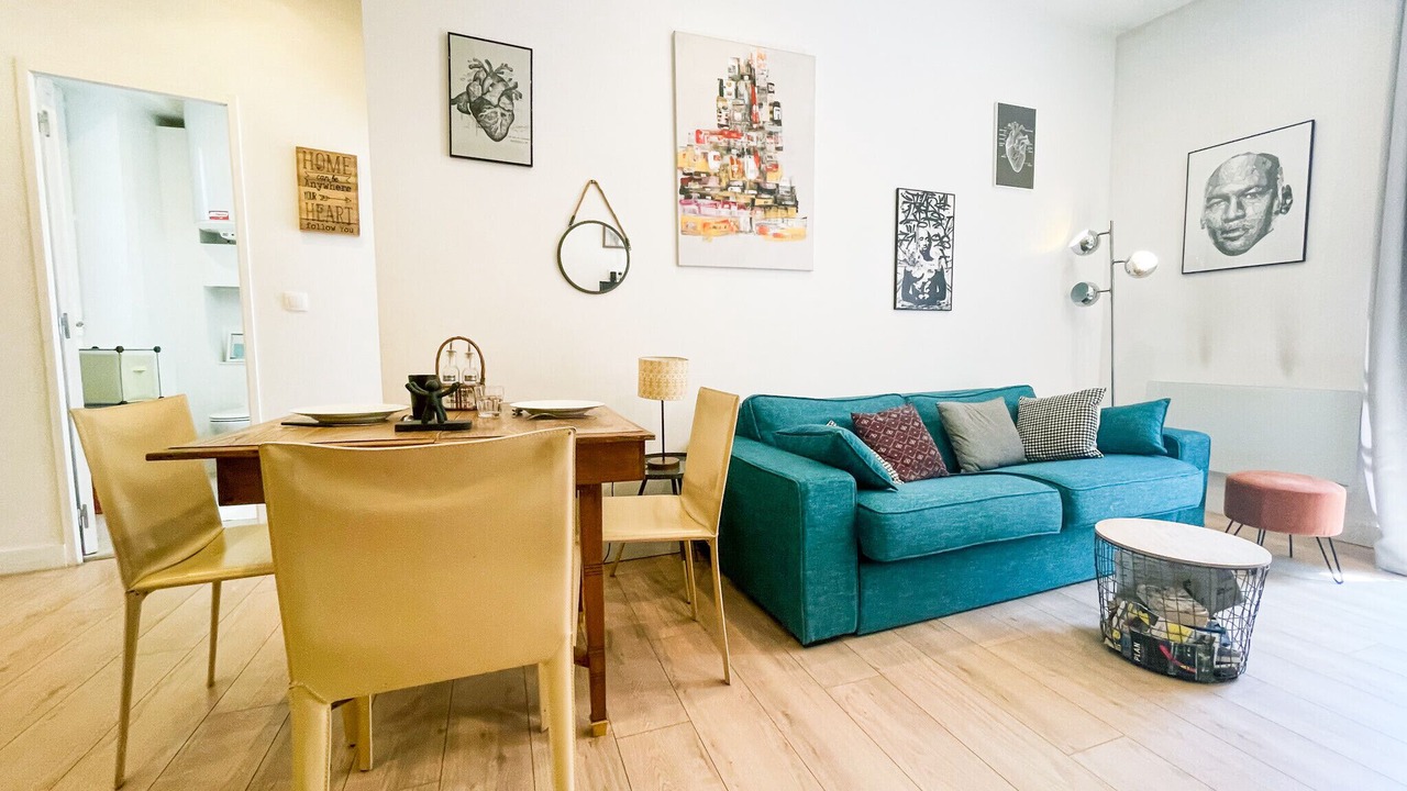 Photo of Livingroom in Secteur 2