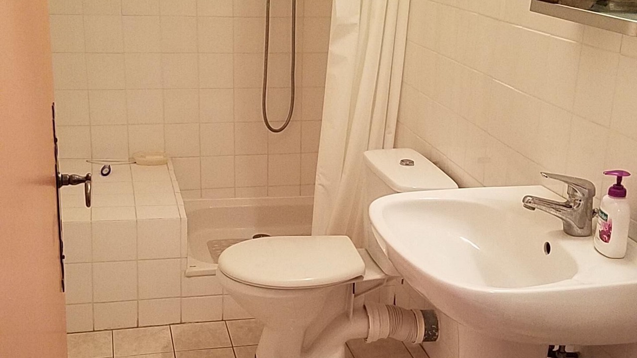 Photo of Bathroom in Nyons