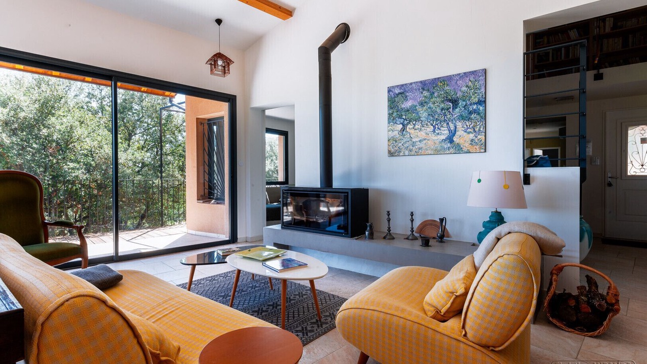 Photo of Livingroom in Reauville