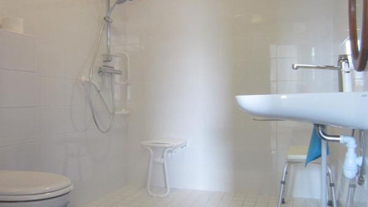 Photo of Bathroom in Monetay-sur-Loire