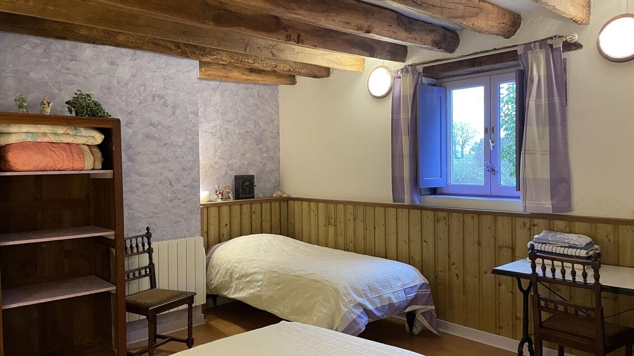Photo of Bedroom in Noyant-d'Allier