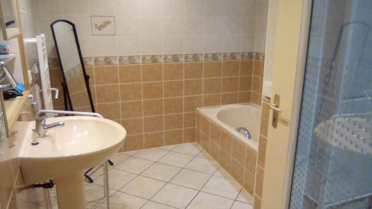 Photo of Bathroom in Moissey