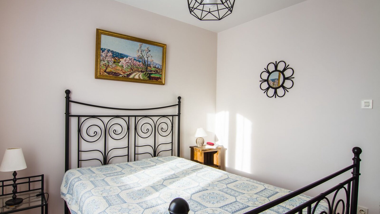 Photo of Bedroom in Malemort-du-Comtat
