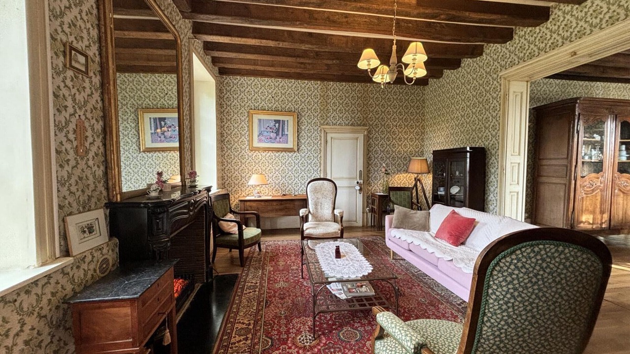 Photo of Livingroom in Deux-Chaises