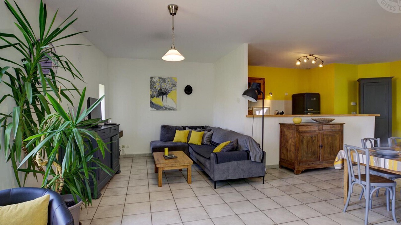 Photo of Livingroom in Saint-Just-la-Pendue
