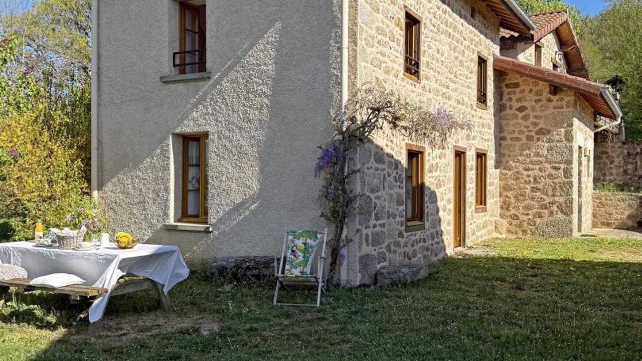 Photo of Outdoor in Les Salles