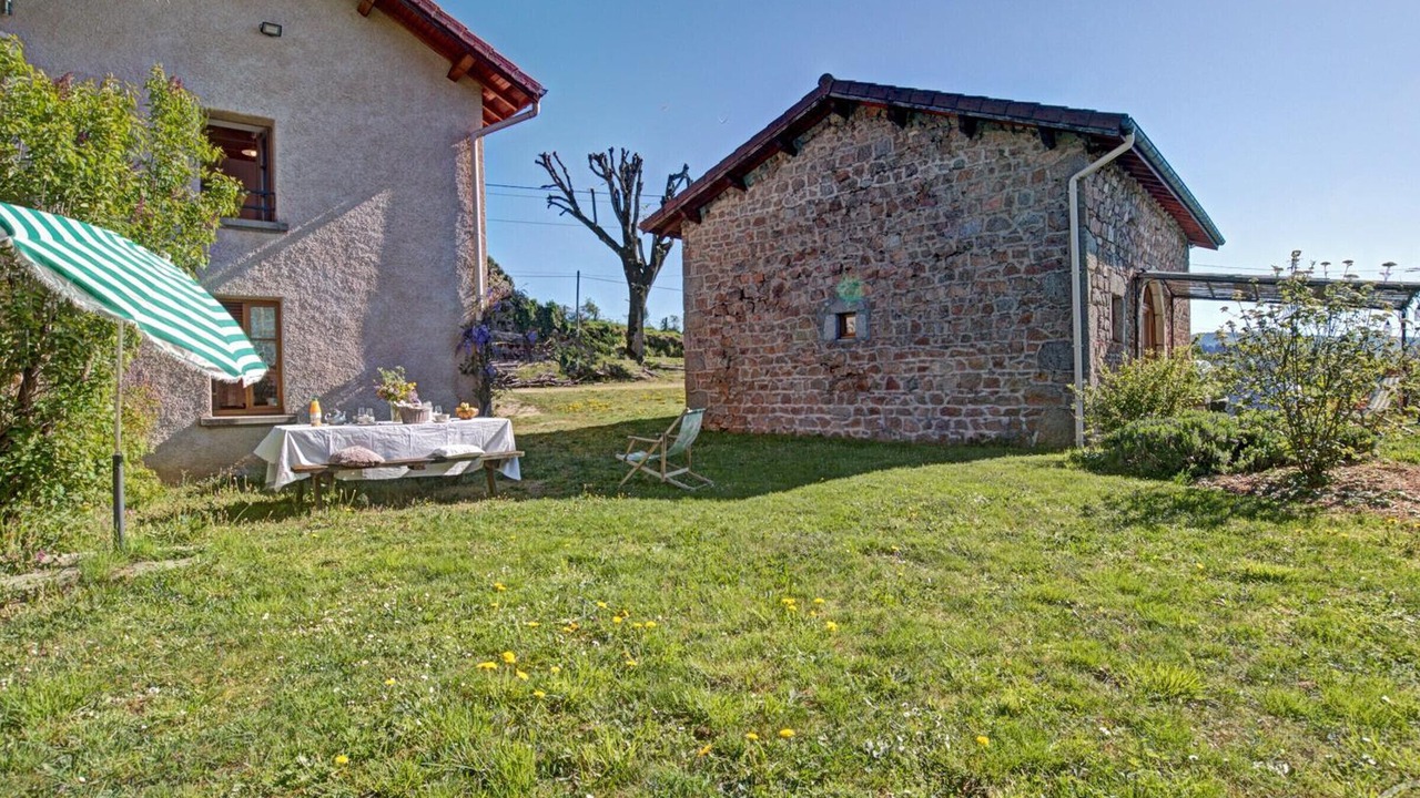 Photo of Outdoor in Les Salles