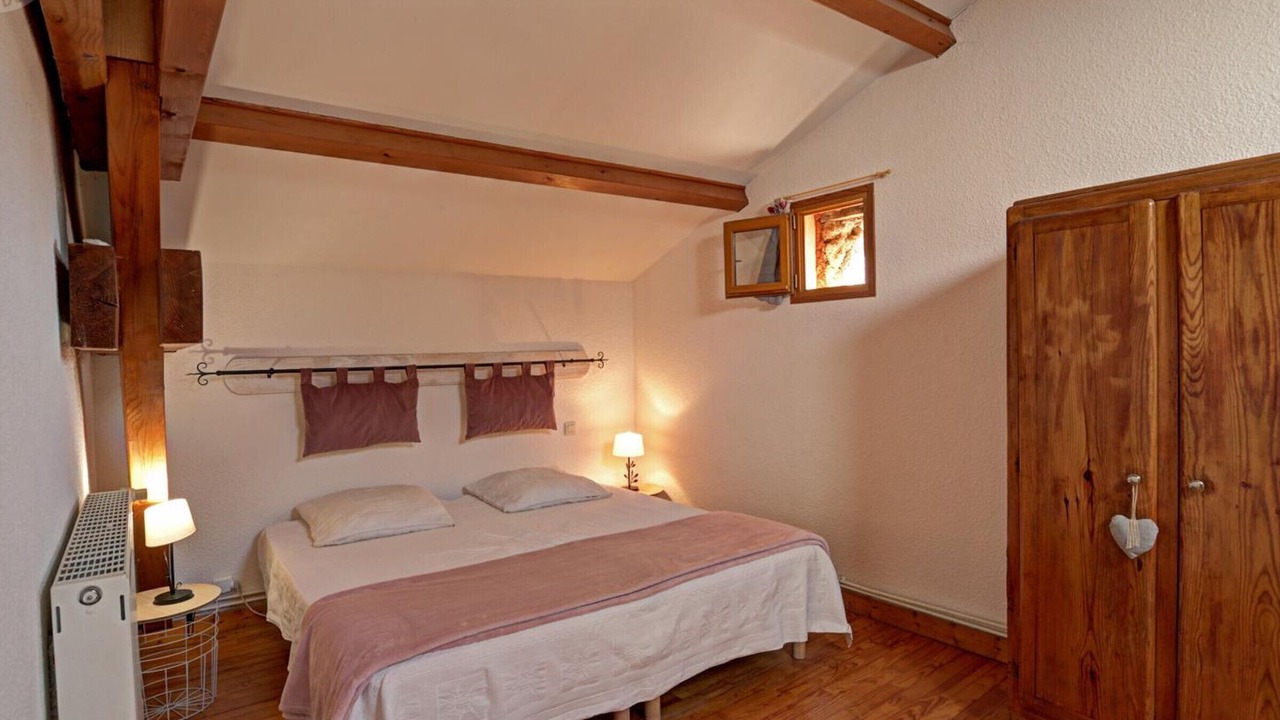 Photo of Bedroom in Les Salles