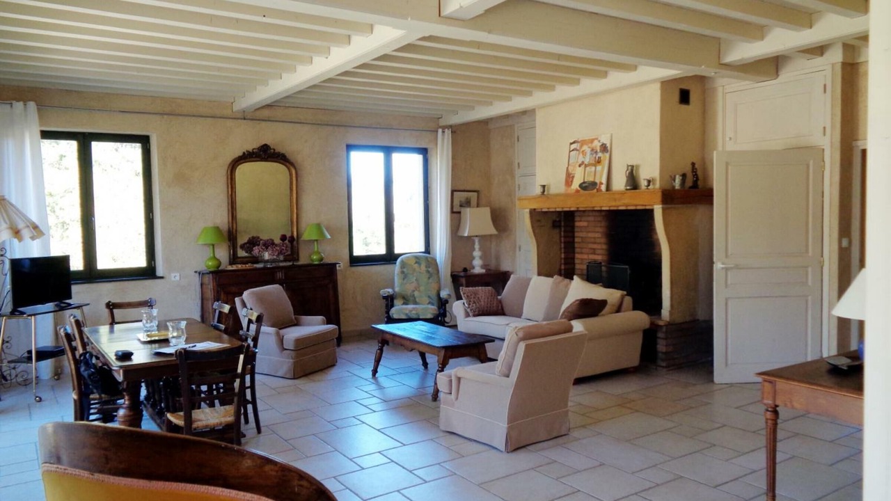 Photo of Livingroom in Saint-Haon-le-Vieux