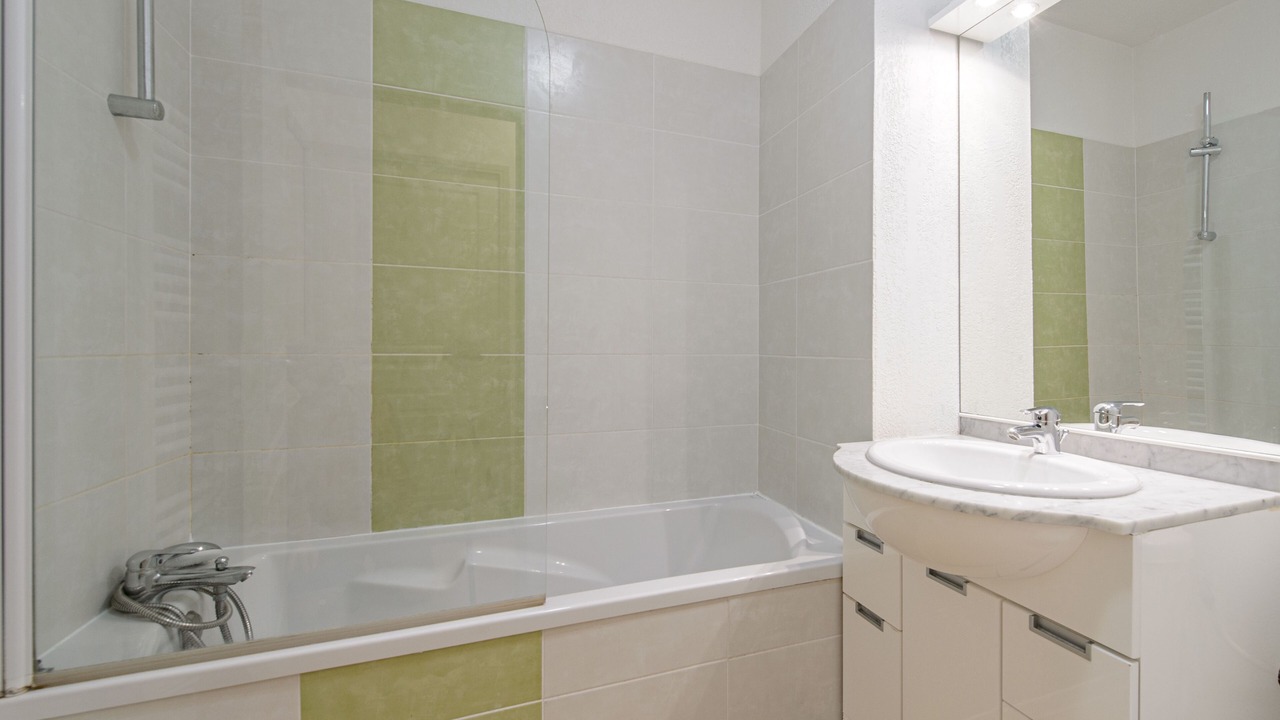 Photo of Bathroom in Aubignan