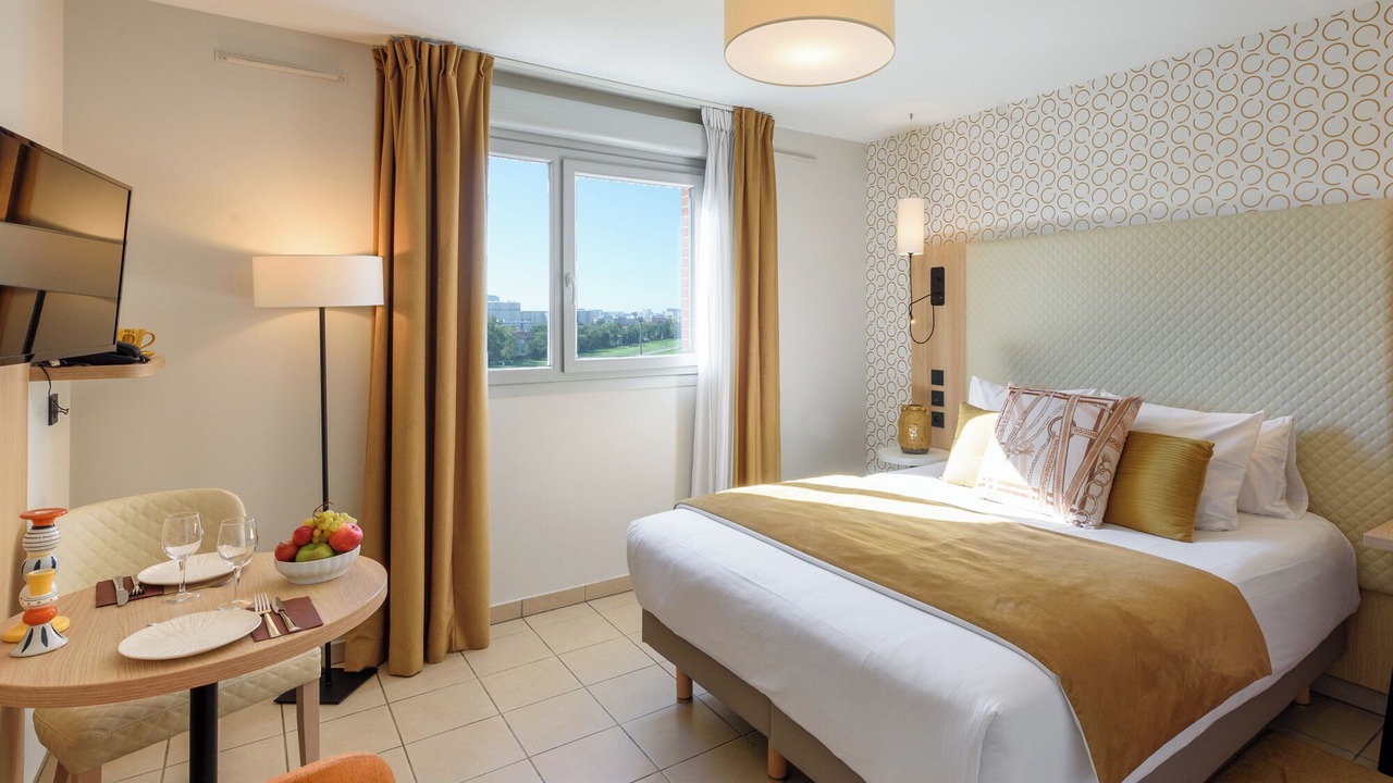 Photo of Bedroom in Fontaine-Bayonne-Cartoucherie