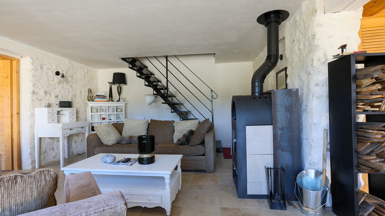 Photo of Livingroom in Aleyrac