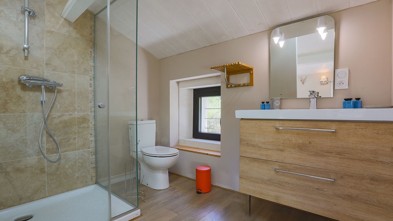 Photo of Bathroom in Aleyrac