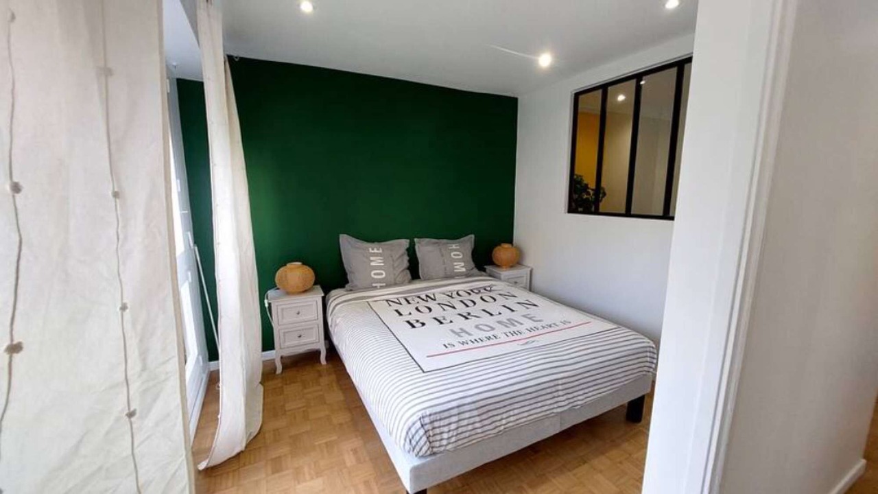 Photo of Bedroom in Thiais