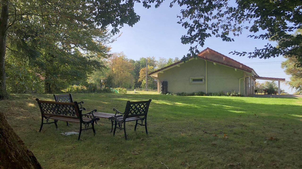Photo of Outdoor in Mortagne
