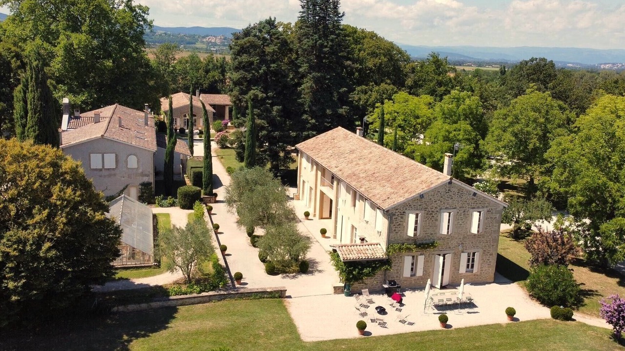 Photo of Outdoor in Divajeu