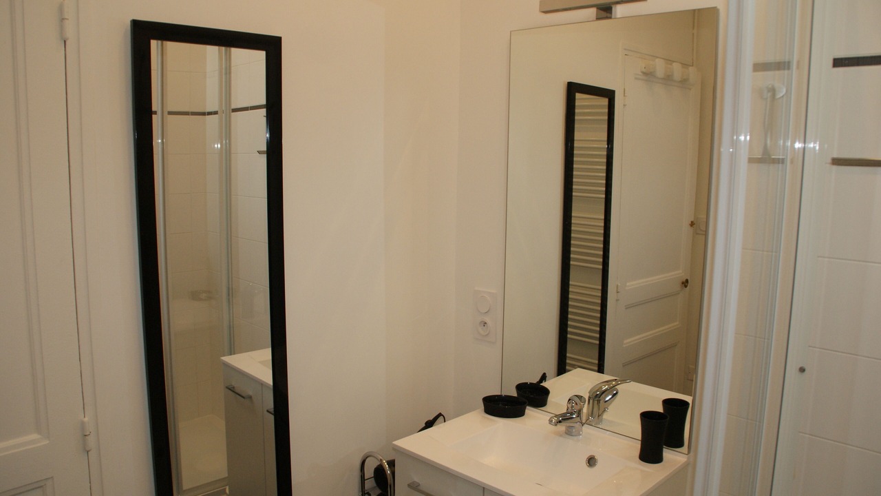 Photo of Bathroom in Asnieres-sous-Bois