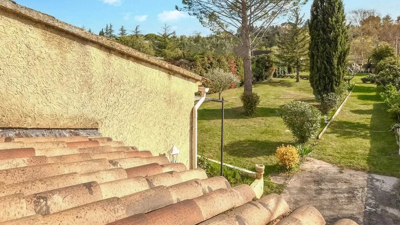 Photo of Outdoor in Loriol-du-Comtat