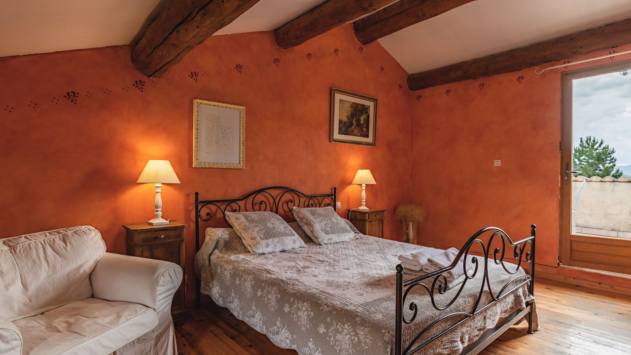 Photo of Bedroom in Montreal-les-Sources
