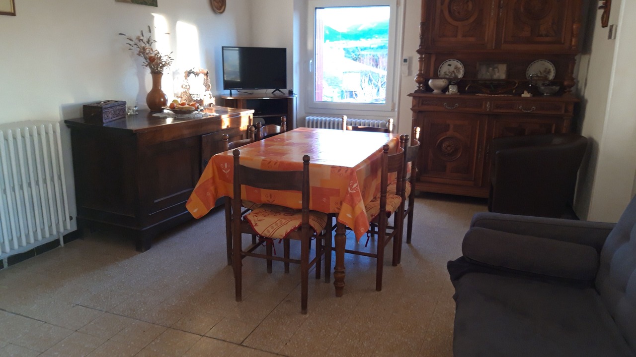Photo of Livingroom in Faucon
