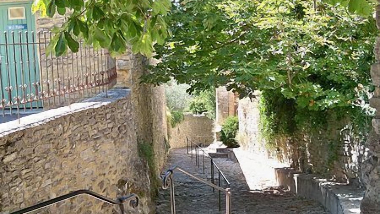 Photo of Outdoor in Faucon
