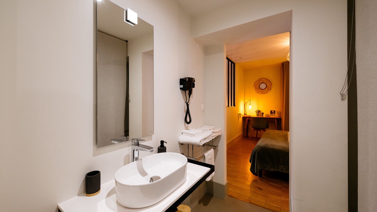 Photo of Bathroom in Louhans