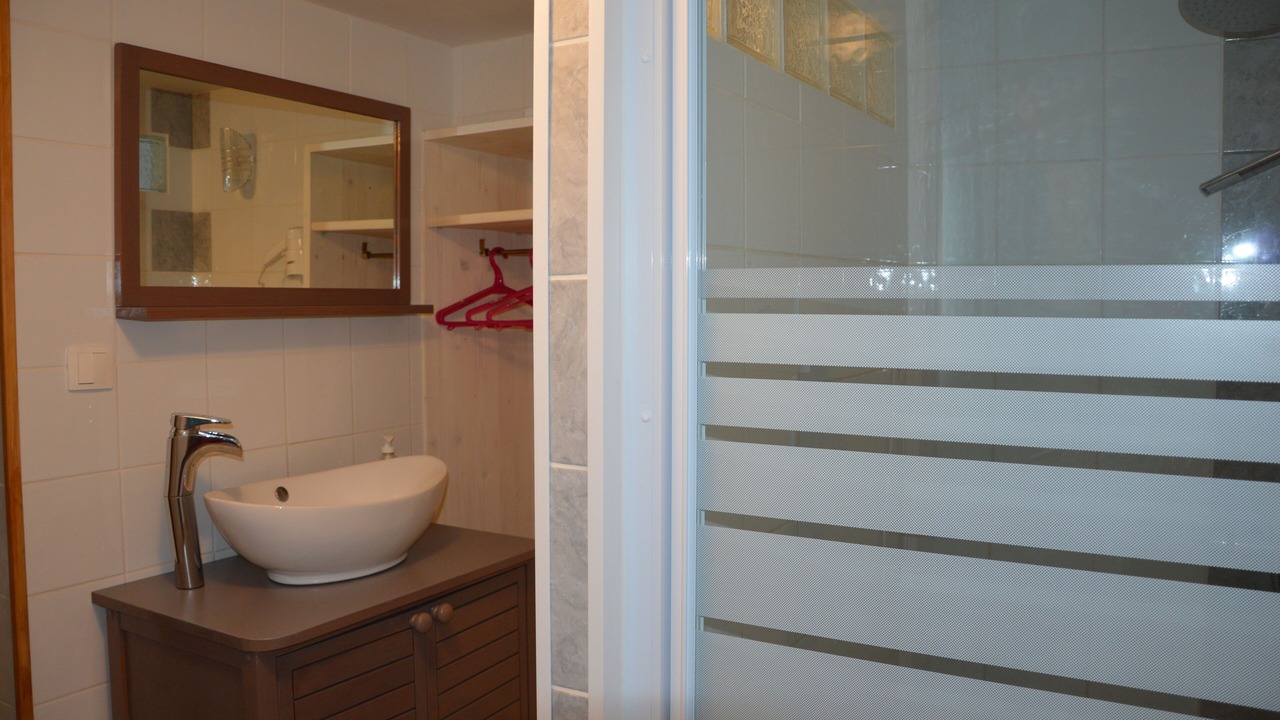 Photo of Bathroom in Francourt