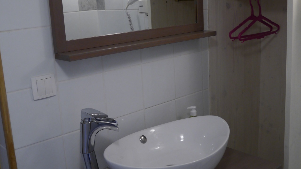 Photo of Bathroom in Francourt