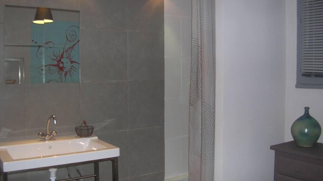 Photo of Bathroom in Mormoiron