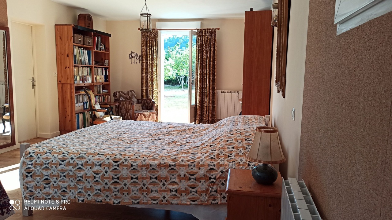 Photo of Bedroom in Mormoiron
