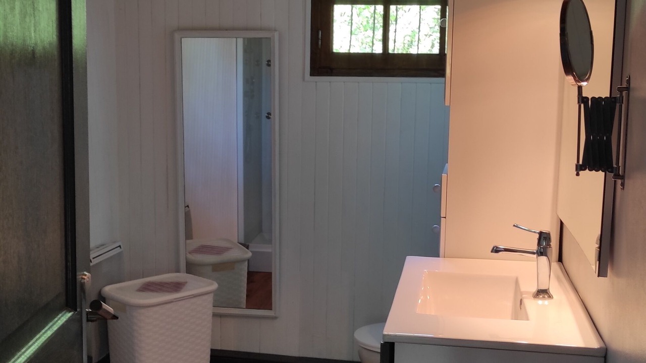 Photo of Bathroom in Vieilley