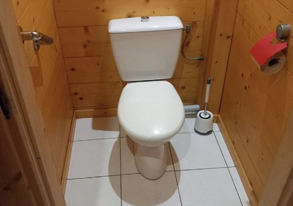 Photo of Bathroom in Commenailles