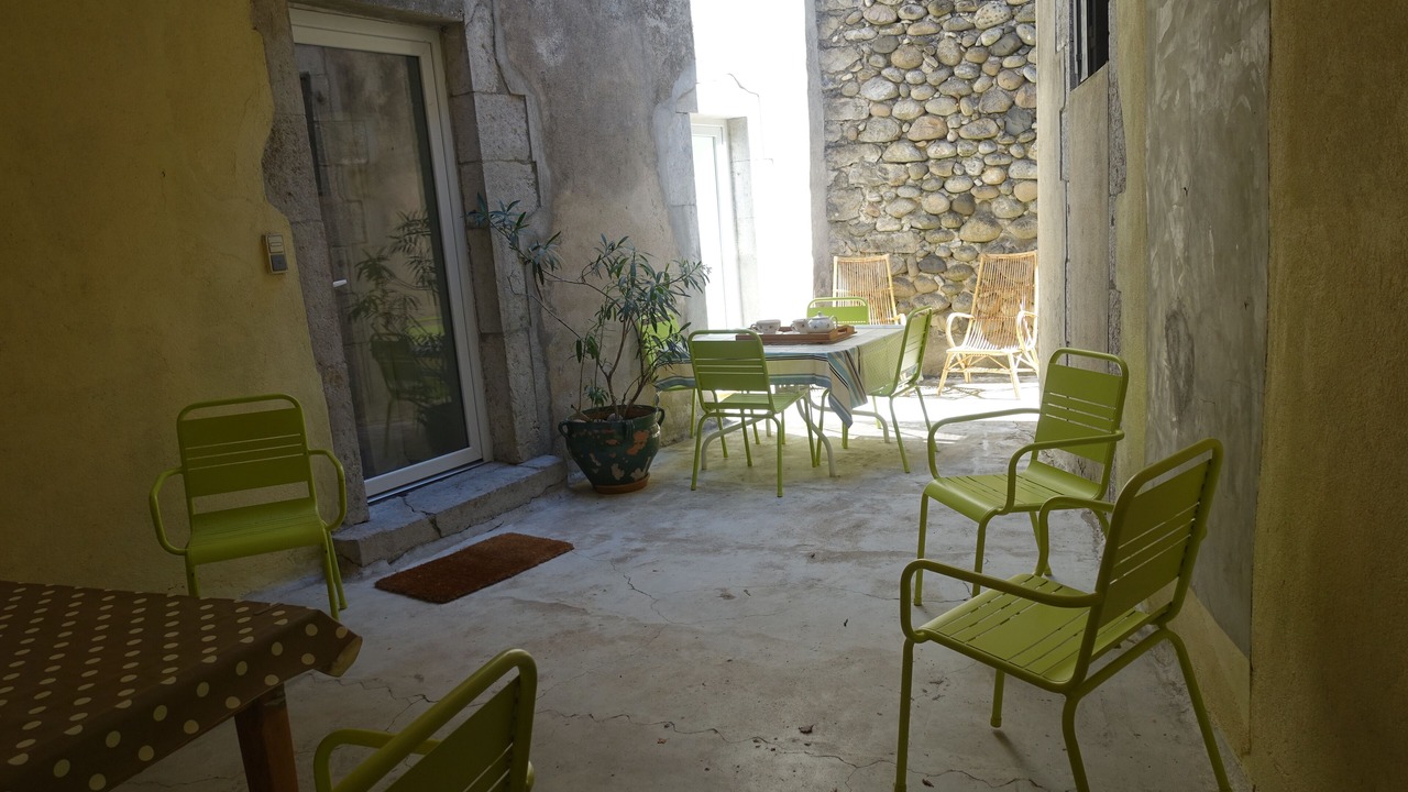 Photo of Outdoor in Vogue