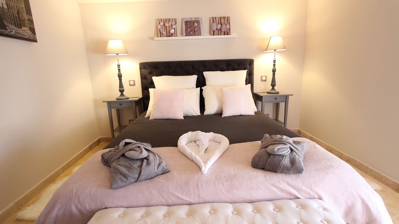 Photo of Bedroom in Beaumes-de-Venise