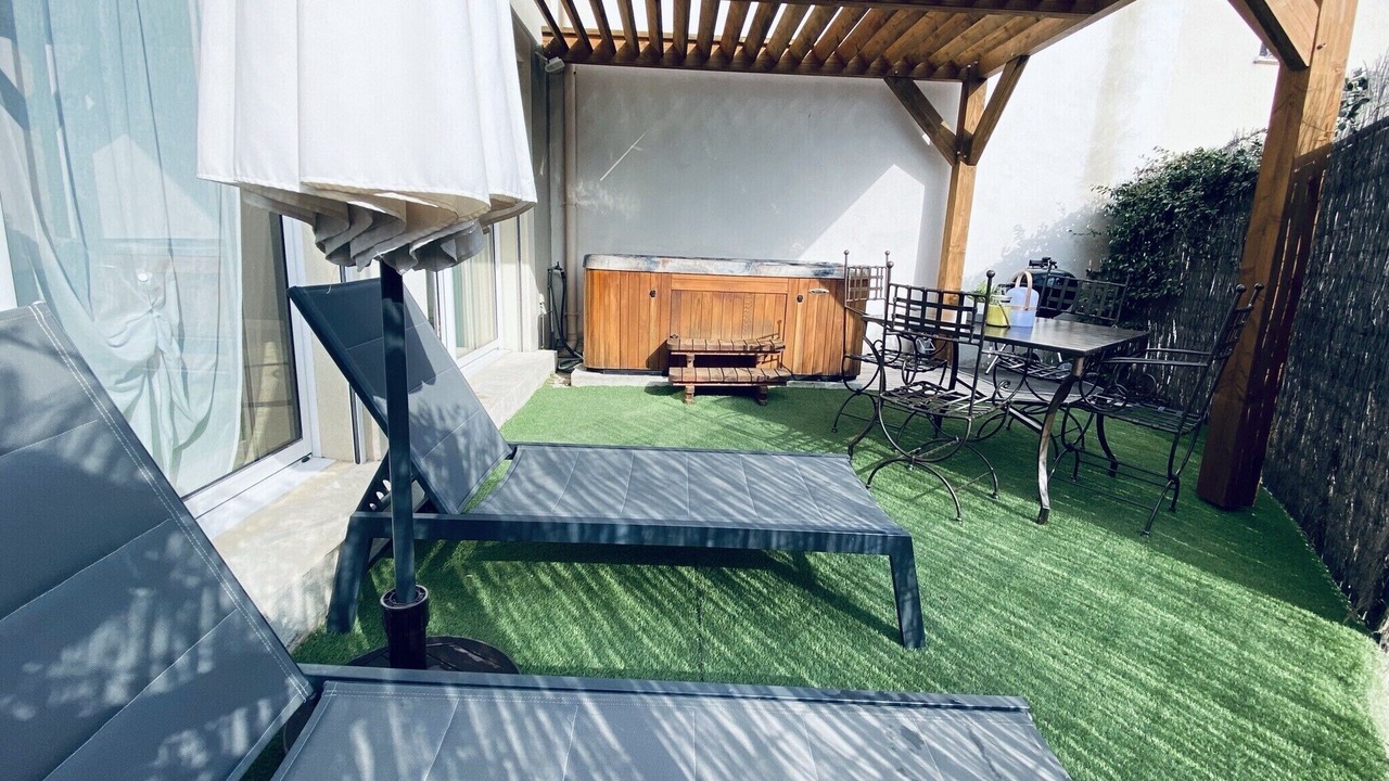 Photo of Outdoor in Beaumes-de-Venise