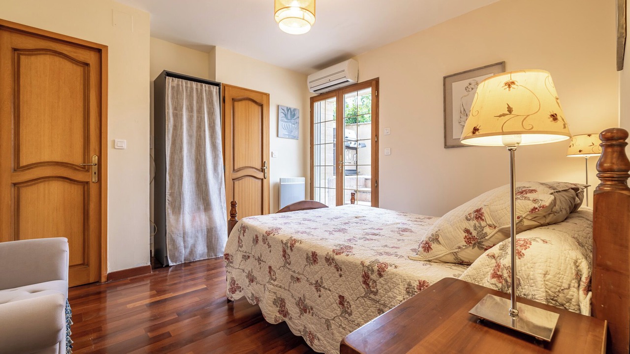 Photo of Bedroom in Saint-Geyrac