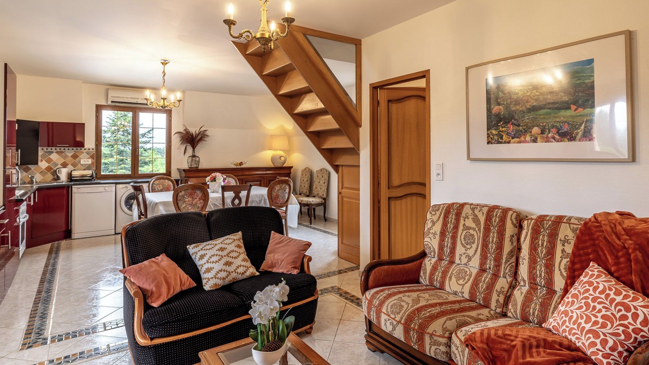 Photo of Livingroom in Saint-Geyrac