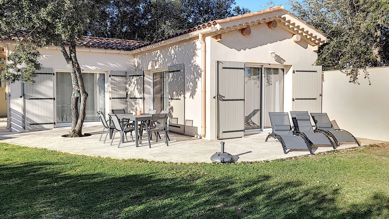 Photo of Patio Balcony in Mazan