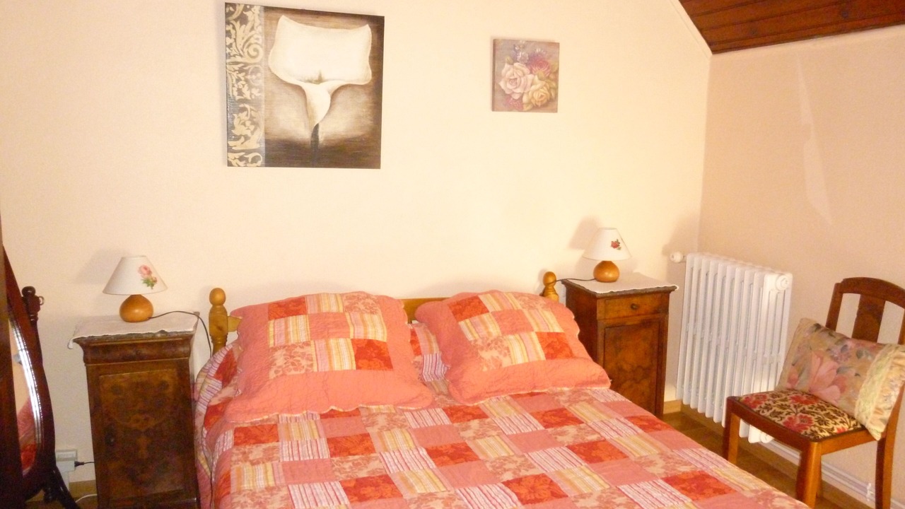 Photo of Bedroom in Saint-Jacques-des-Blats