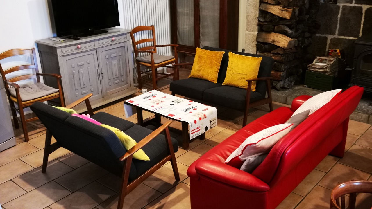 Photo of Livingroom in Saint-Jacques-des-Blats