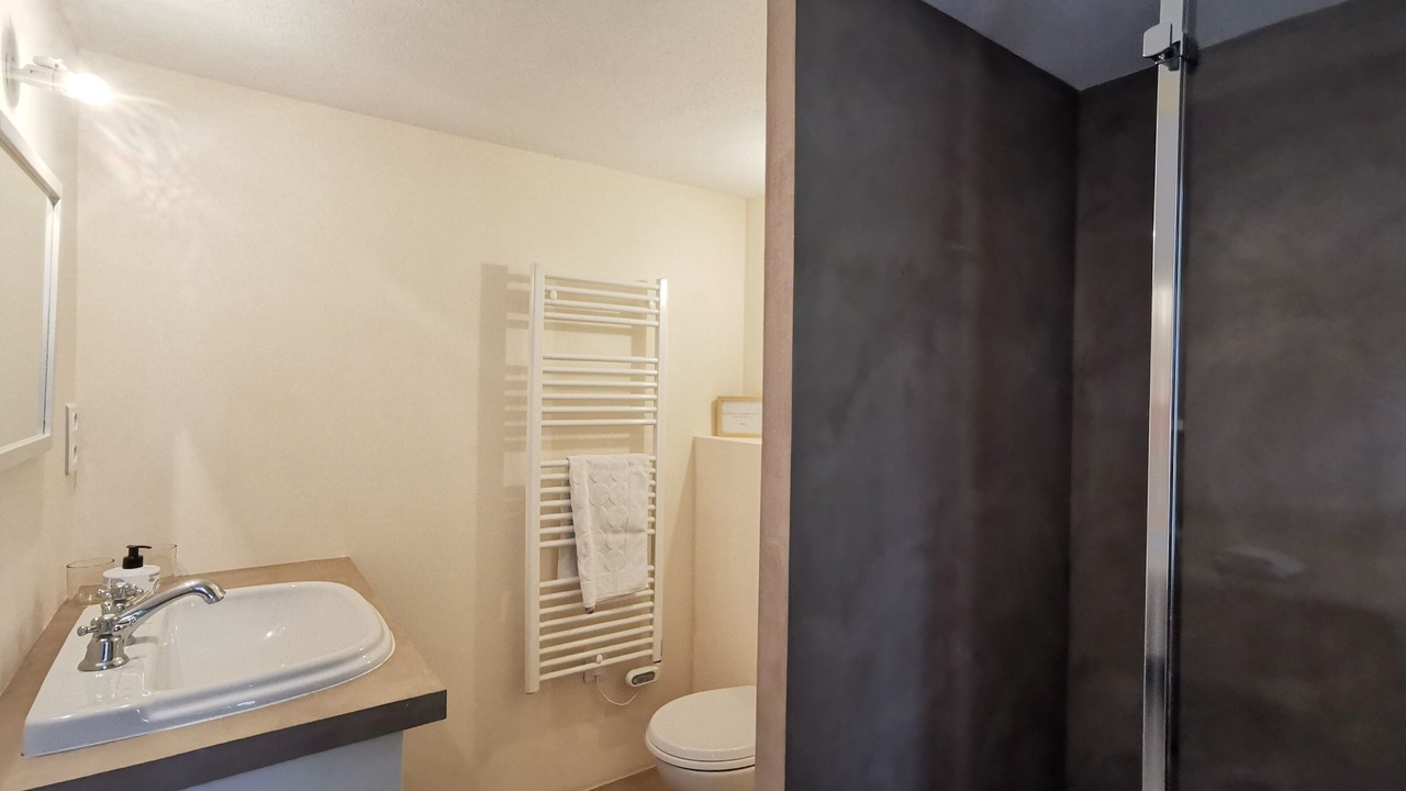 Photo of Bathroom in Grignan