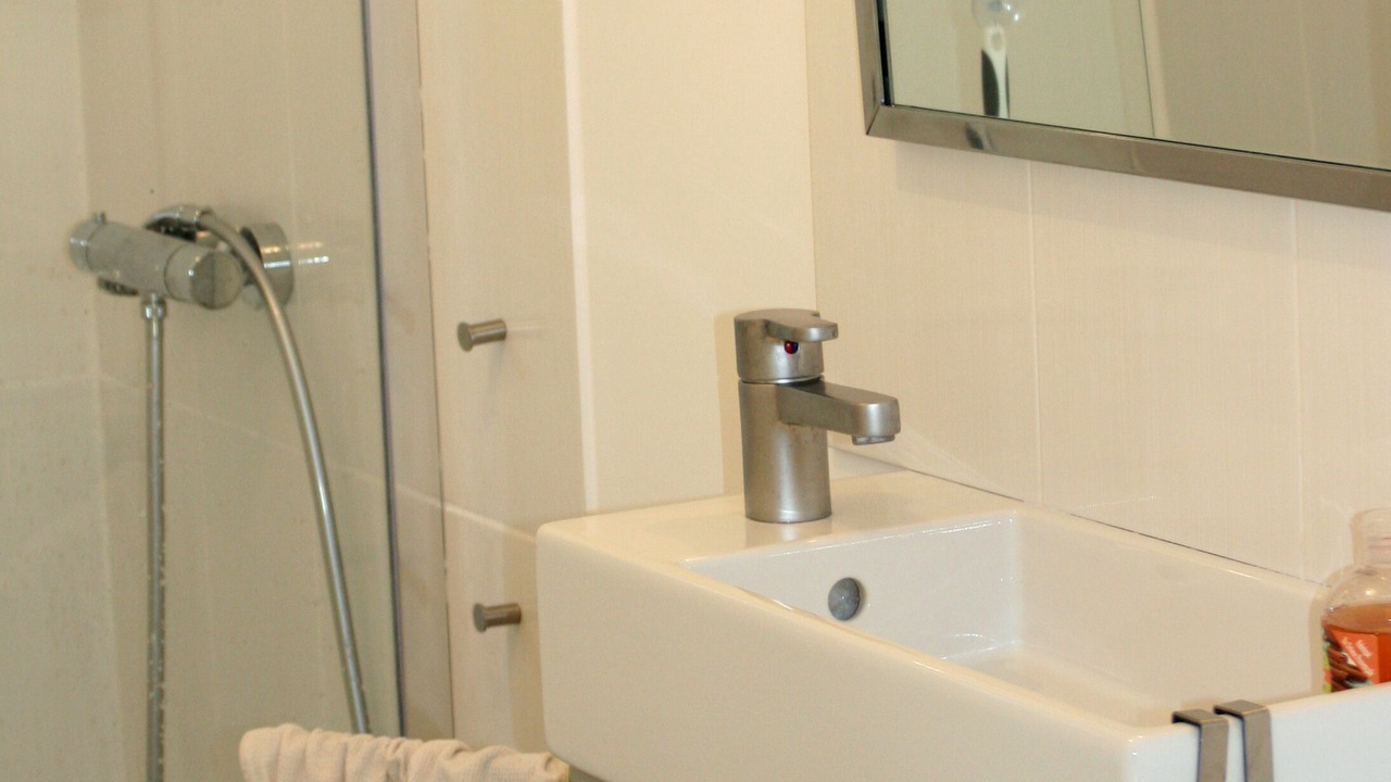 Photo of Bathroom in Venterol