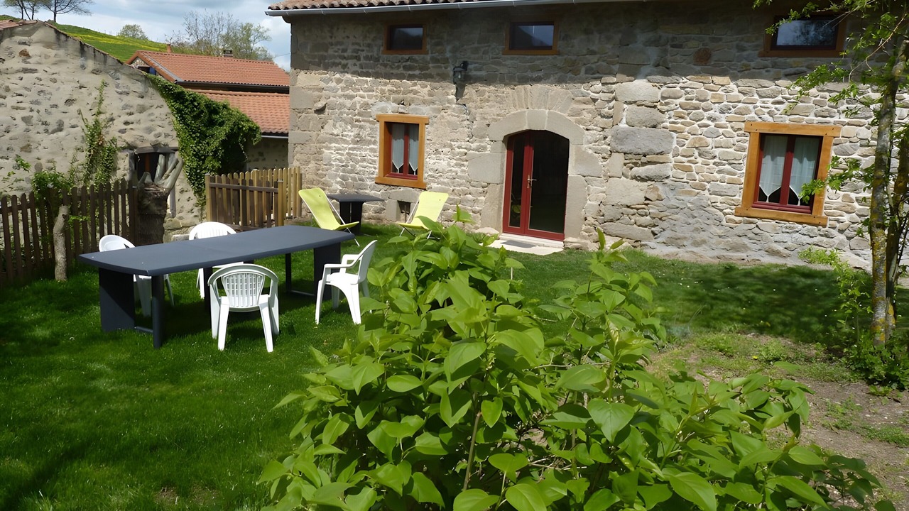 Photo of Outdoor in Manglieu