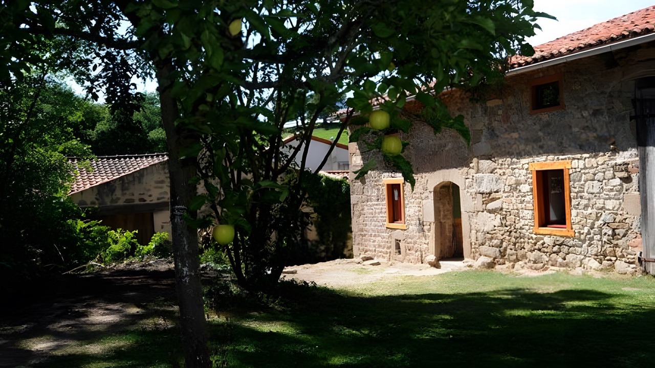 Photo of Outdoor in Manglieu