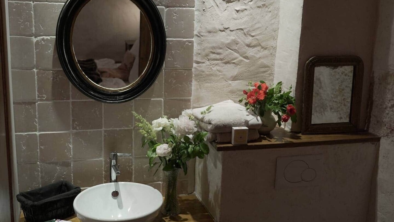 Photo of Bathroom in Montanges