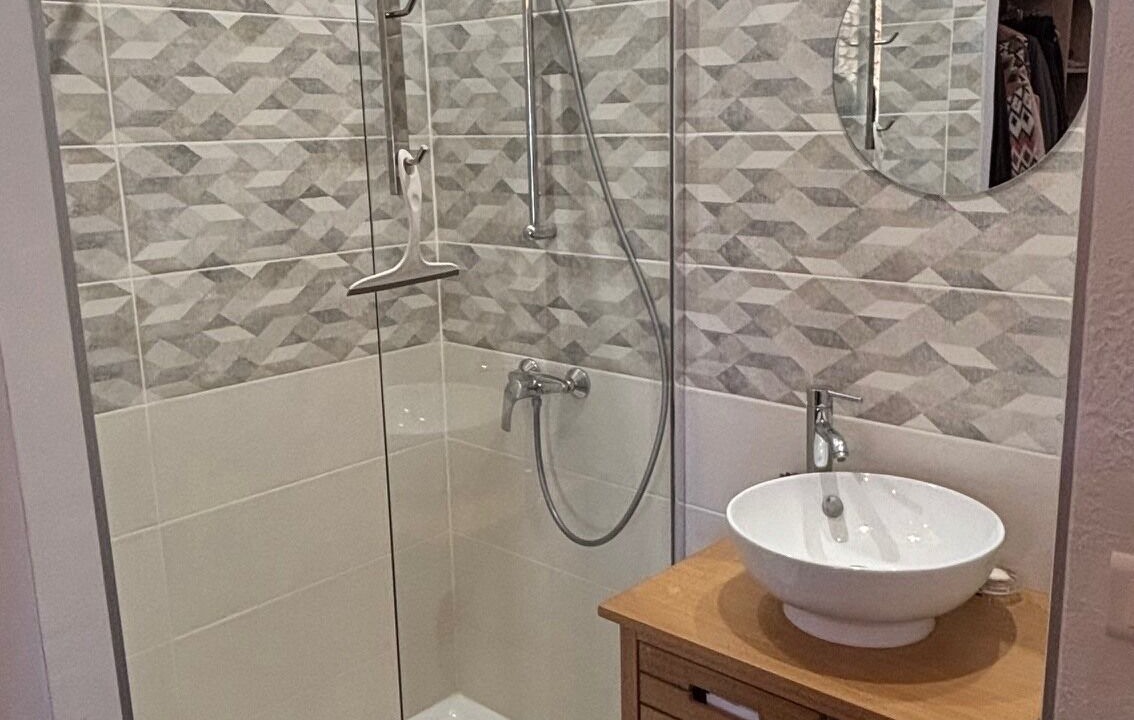 Photo of Bathroom in La Roque-sur-Pernes